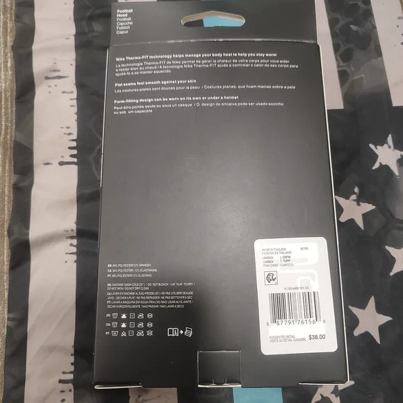 Nike Pro Hyperwarm Hood in Vibrant Pink - Picture 2 of 2